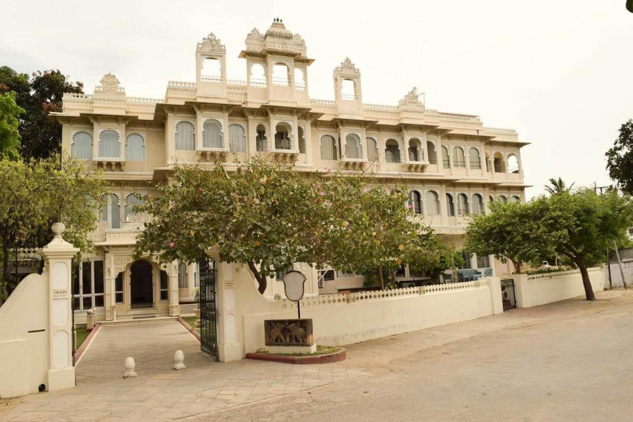 Rampratap Palace By Fateh Collection Udaipur Exterior foto